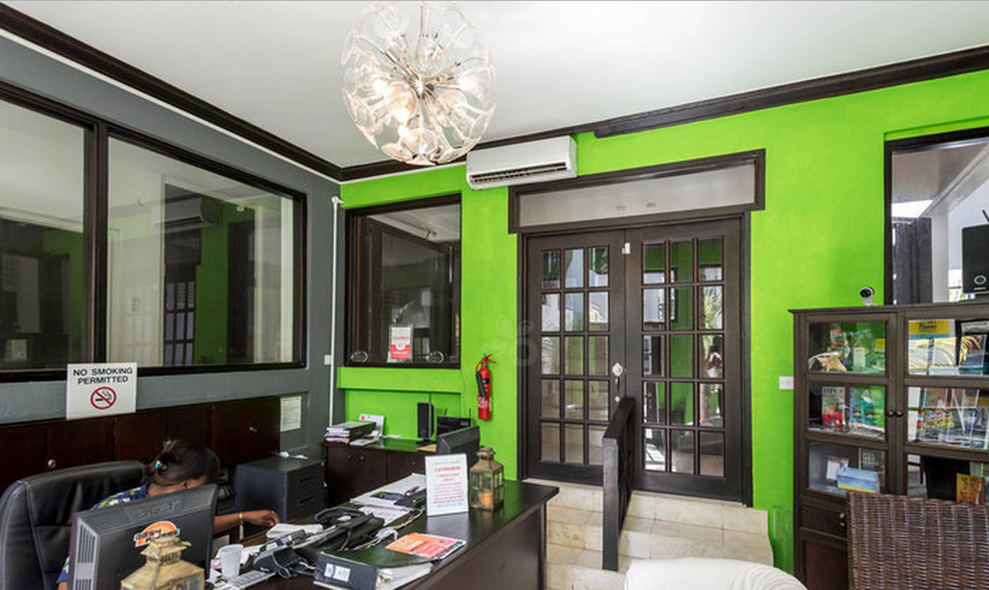 Silver Point Villa Hotel Крайст Чърч Екстериор снимка